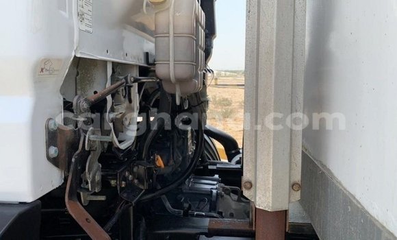 Ra Imported Mitsubishi Fuso funfun Ọkọ̀ akẹ́rù ńlá in Import - Dubai ni Ashanti Ra Imported Mitsubishi Fuso funfun Ọkọ̀ akẹ́rù ńlá in Import - Dubai ni Ashanti