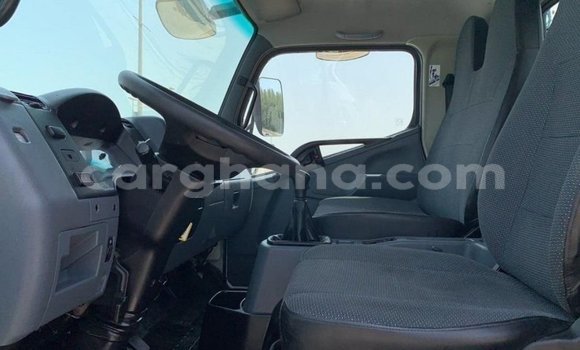 Ra Imported Mitsubishi Fuso funfun Ọkọ̀ akẹ́rù ńlá in Import - Dubai ni Ashanti Ra Imported Mitsubishi Fuso funfun Ọkọ̀ akẹ́rù ńlá in Import - Dubai ni Ashanti