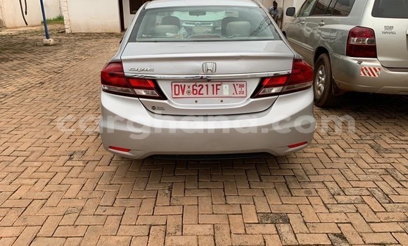 Ra Àlòkù Honda Civic Silver Ọkọ̀ in Accra ni Greater Accra Ra Àlòkù Honda Civic Silver Ọkọ̀ in Accra ni Greater Accra