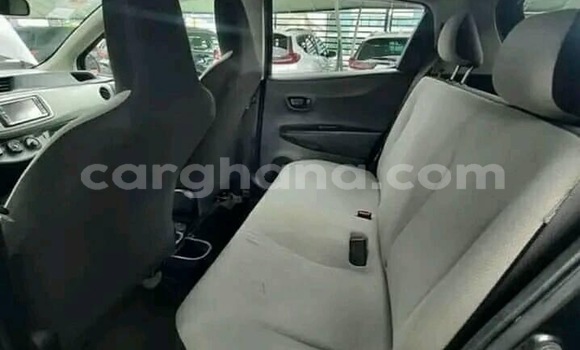 Ra Àlòkù Toyota Vitz Black Ọkọ̀ in Accra ni Greater Accra Ra Àlòkù Toyota Vitz Black Ọkọ̀ in Accra ni Greater Accra