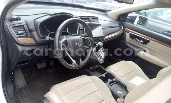 Buy Used Honda CR–V White Car in Accra in Greater Accra Buy Used Honda CR–V White Car in Accra in Greater Accra