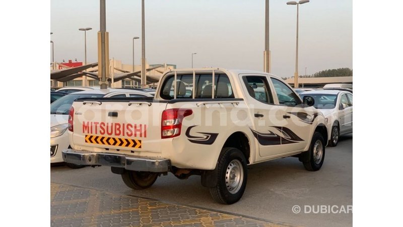 Big with watermark mitsubishi l200 ashanti import dubai 49425