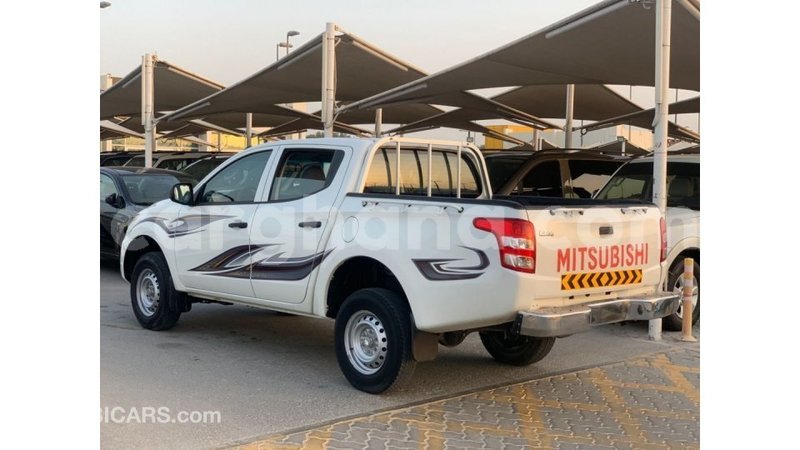 Big with watermark mitsubishi l200 ashanti import dubai 49425