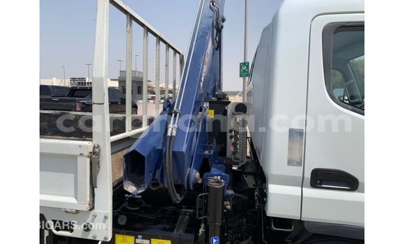 Ra Imported Mitsubishi i funfun Ọkọ̀ in Import - Dubai ni Ashanti Ra Imported Mitsubishi i funfun Ọkọ̀ in Import - Dubai ni Ashanti