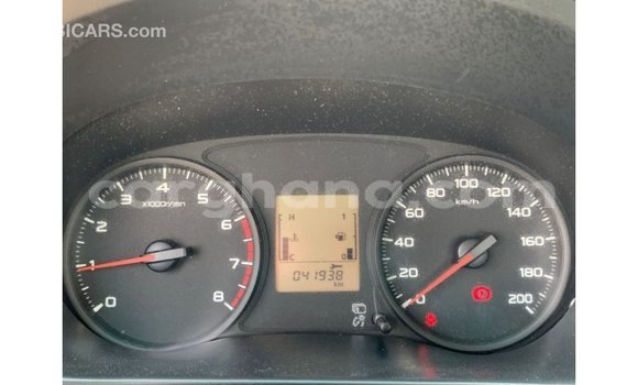 Sayi Imported Mitsubishi L200 White Mota in Import - Dubai a Ashanti Sayi Imported Mitsubishi L200 White Mota in Import - Dubai a Ashanti