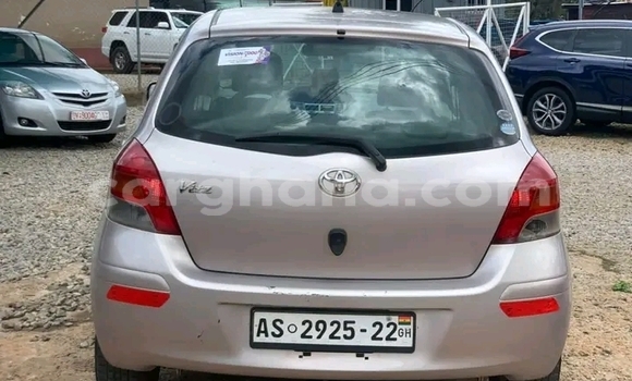 Ra Àlòkù Toyota Vitz Miiran Ọkọ̀ in Accra ni Greater Accra