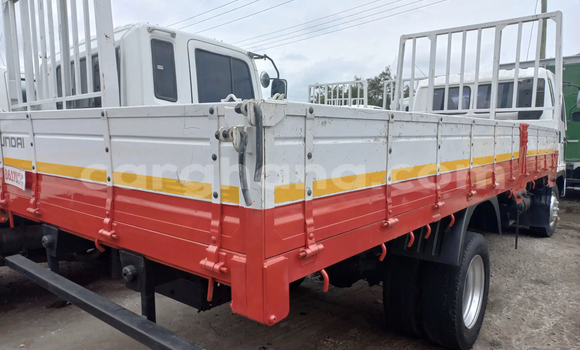 Buy Used Hyundai Chorus White Truck in Accra in Greater Accra Buy Used Hyundai Chorus White Truck in Accra in Greater Accra