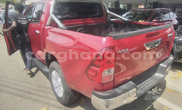 Buy Used Toyota Hilux Red Car in Accra in Greater Accra Buy Used Toyota Hilux Red Car in Accra in Greater Accra