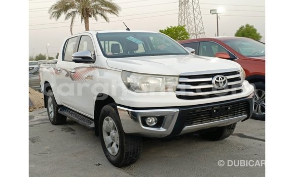 Buy Import Toyota Hilux White Car in Import - Dubai in Ashanti Buy Import Toyota Hilux White Car in Import - Dubai in Ashanti