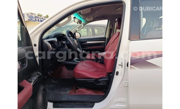 Buy Import Toyota Hilux White Car in Import - Dubai in Ashanti Buy Import Toyota Hilux White Car in Import - Dubai in Ashanti