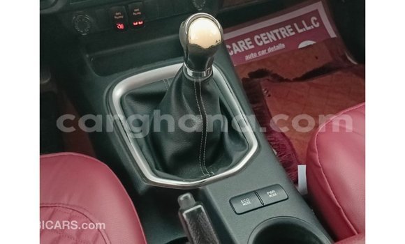 Buy Import Toyota Hilux White Car in Import - Dubai in Ashanti Buy Import Toyota Hilux White Car in Import - Dubai in Ashanti