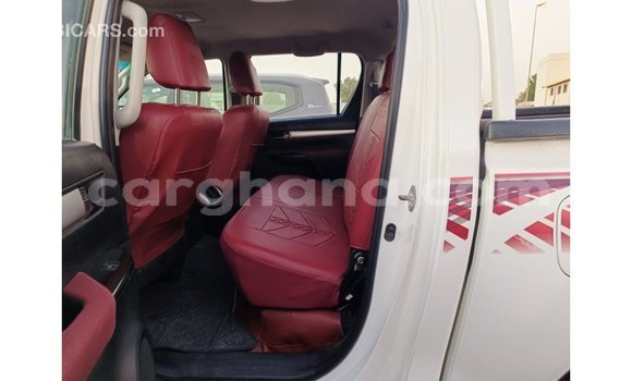Buy Import Toyota Hilux White Car in Import - Dubai in Ashanti Buy Import Toyota Hilux White Car in Import - Dubai in Ashanti