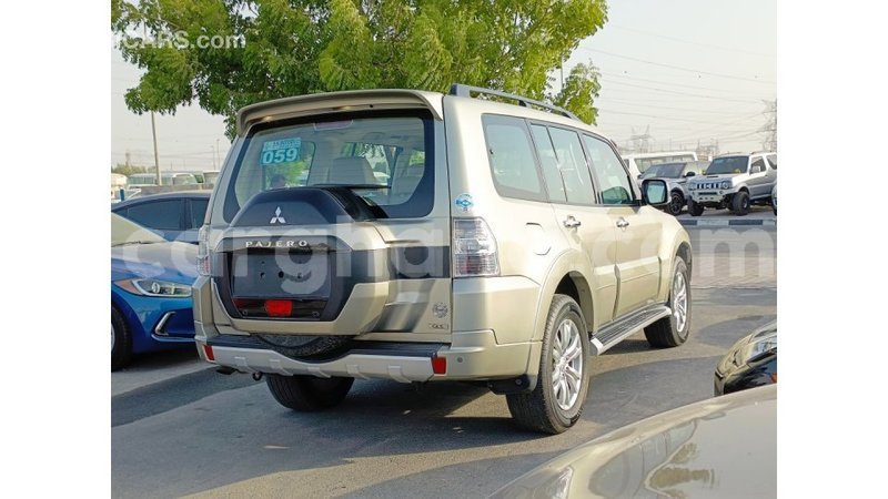 Big with watermark mitsubishi pajero ashanti import dubai 49469