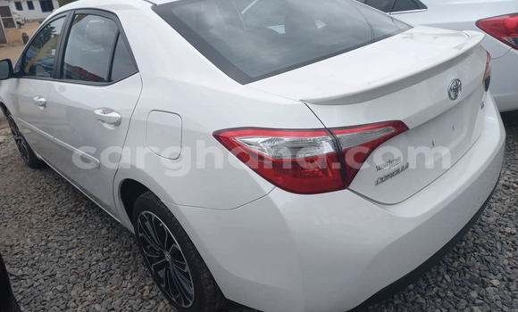 Buy Used Toyota Corolla White Car in Accra in Greater Accra Buy Used Toyota Corolla White Car in Accra in Greater Accra