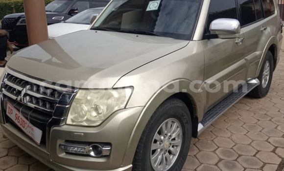 Sayi Na hannu Mitsubishi Pajero Brown Mota in Accra a Greater Accra Sayi Na hannu Mitsubishi Pajero Brown Mota in Accra a Greater Accra
