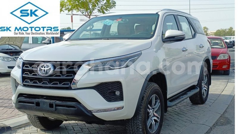 Big with watermark toyota fortuner ashanti import dubai 49477