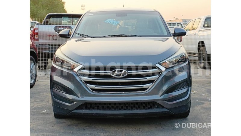 Big with watermark hyundai tucson ashanti import dubai 49481