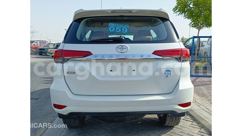 Big with watermark toyota fortuner ashanti import dubai 49482