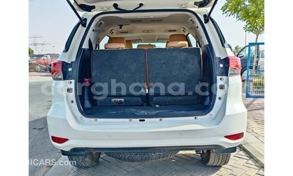 Ra Imported Toyota Fortuner funfun Ọkọ̀ in Import - Dubai ni Ashanti Ra Imported Toyota Fortuner funfun Ọkọ̀ in Import - Dubai ni Ashanti