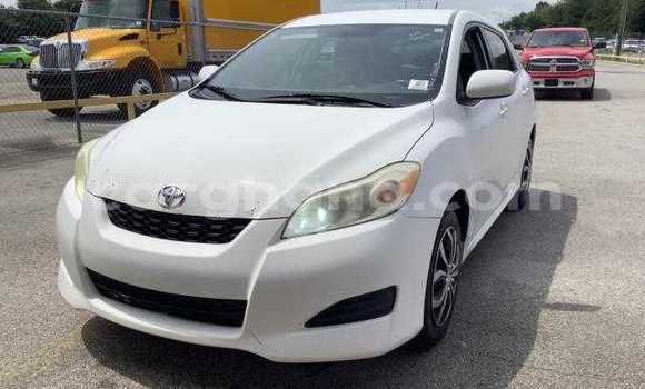 Sayi Na hannu Toyota Matrix White Mota in Accra a Greater Accra Sayi Na hannu Toyota Matrix White Mota in Accra a Greater Accra