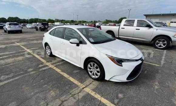 Buy Used Toyota Corolla White Car in Accra in Greater Accra Buy Used Toyota Corolla White Car in Accra in Greater Accra