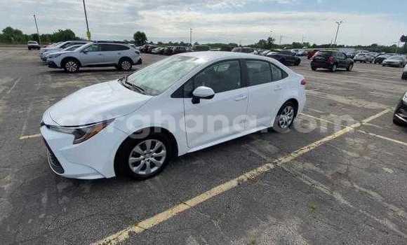 Buy Used Toyota Corolla White Car in Accra in Greater Accra Buy Used Toyota Corolla White Car in Accra in Greater Accra