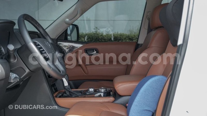 Big with watermark nissan patrol ashanti import dubai 49519