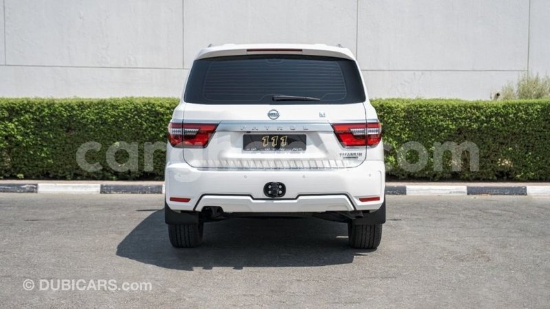 Big with watermark nissan patrol ashanti import dubai 49519