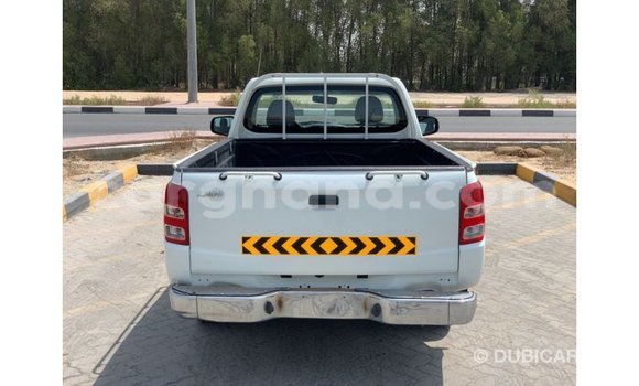 Ra Imported Mitsubishi L200 funfun Ọkọ̀ in Import - Dubai ni Ashanti Ra Imported Mitsubishi L200 funfun Ọkọ̀ in Import - Dubai ni Ashanti