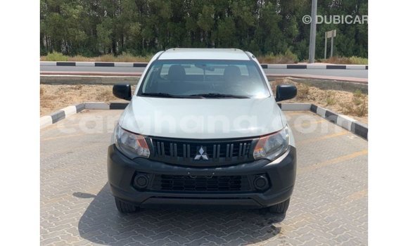 Buy Import Mitsubishi L200 White Car in Import - Dubai in Ashanti Buy Import Mitsubishi L200 White Car in Import - Dubai in Ashanti
