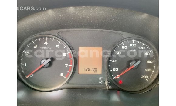 Buy Import Mitsubishi L200 White Car in Import - Dubai in Ashanti Buy Import Mitsubishi L200 White Car in Import - Dubai in Ashanti