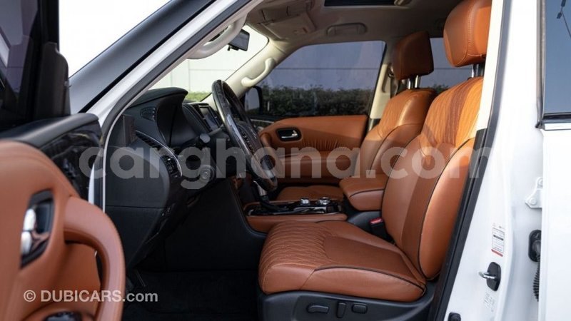 Big with watermark nissan patrol ashanti import dubai 49523