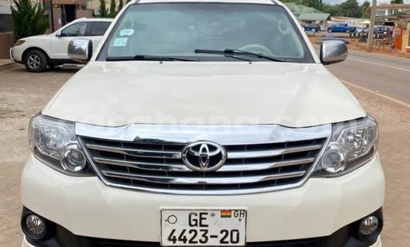 Ra Àlòkù Toyota Fortuner Miiran Ọkọ̀ in Accra ni Greater Accra Ra Àlòkù Toyota Fortuner Miiran Ọkọ̀ in Accra ni Greater Accra