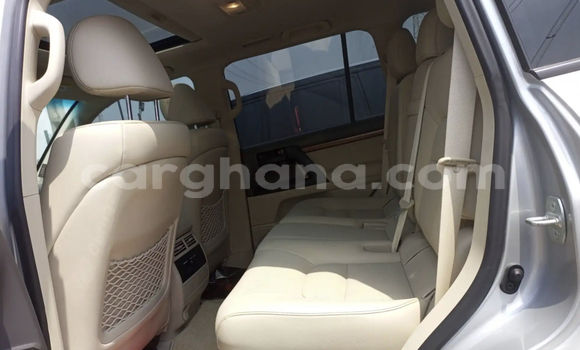 Sayi Na hannu Toyota Land Cruiser Azurfa Mota in Accra a Greater Accra Sayi Na hannu Toyota Land Cruiser Azurfa Mota in Accra a Greater Accra