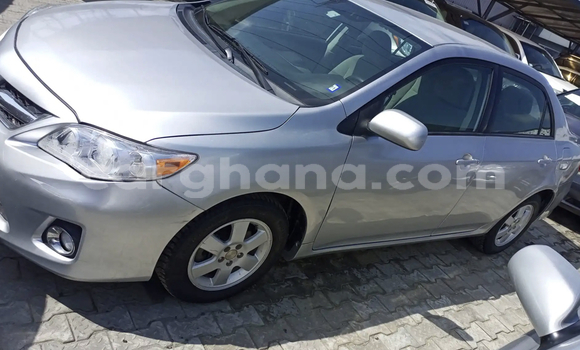 Sayi Na hannu Toyota Corolla Azurfa Mota in Accra a Greater Accra Sayi Na hannu Toyota Corolla Azurfa Mota in Accra a Greater Accra