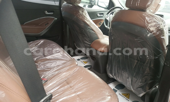 Sayi Na hannu Hyundai Santa Fe Black Mota in Accra a Greater Accra Sayi Na hannu Hyundai Santa Fe Black Mota in Accra a Greater Accra