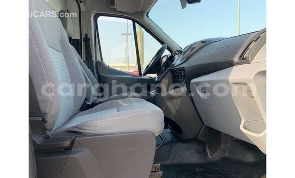 Ra Imported Ford Club Wagon funfun Ọkọ̀ in Import - Dubai ni Ashanti Ra Imported Ford Club Wagon funfun Ọkọ̀ in Import - Dubai ni Ashanti