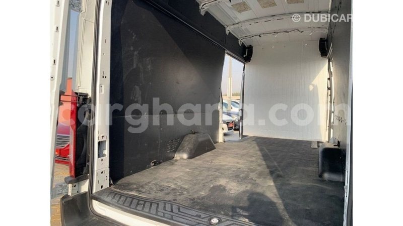 Big with watermark ford club wagon ashanti import dubai 49551