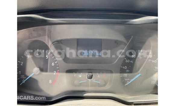 Ra Imported Ford Club Wagon funfun Ọkọ̀ in Import - Dubai ni Ashanti Ra Imported Ford Club Wagon funfun Ọkọ̀ in Import - Dubai ni Ashanti