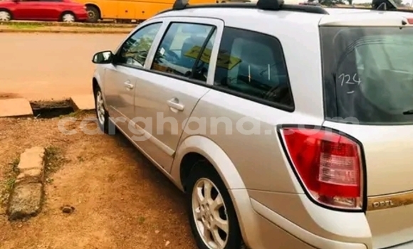 Buy Used Opel Astra Silver Car in Accra in Greater Accra Buy Used Opel Astra Silver Car in Accra in Greater Accra