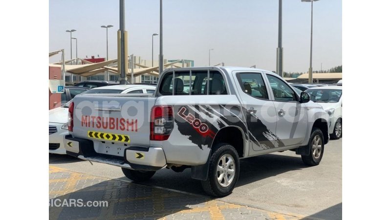 Big with watermark mitsubishi l200 ashanti import dubai 49599