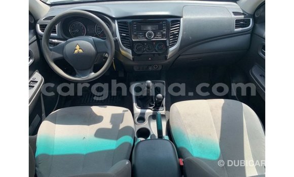 Sayi Imported Mitsubishi L200 White Mota in Import - Dubai a Ashanti Sayi Imported Mitsubishi L200 White Mota in Import - Dubai a Ashanti