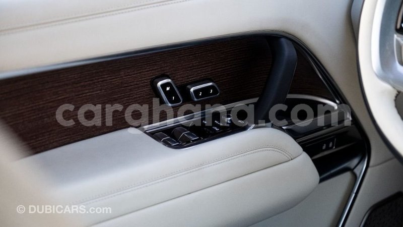 Big with watermark land rover range rover ashanti import dubai 49602