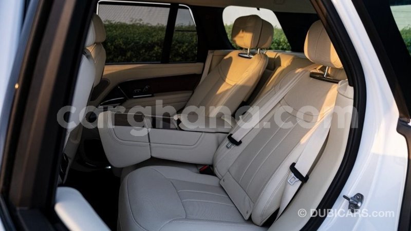 Big with watermark land rover range rover ashanti import dubai 49602