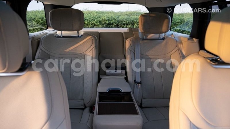 Big with watermark land rover range rover ashanti import dubai 49602