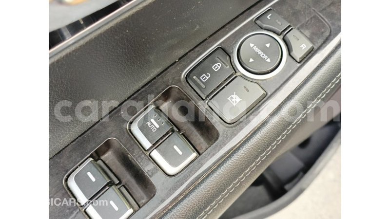 Big with watermark kia sorento ashanti import dubai 49604