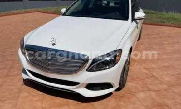 Buy Used Mercedes‒Benz C-klasse White Car in Accra in Greater Accra Buy Used Mercedes‒Benz C-klasse White Car in Accra in Greater Accra