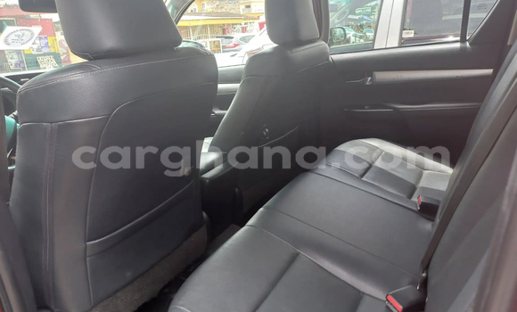 Buy Used Toyota Hilux Red Car in Accra in Greater Accra Buy Used Toyota Hilux Red Car in Accra in Greater Accra