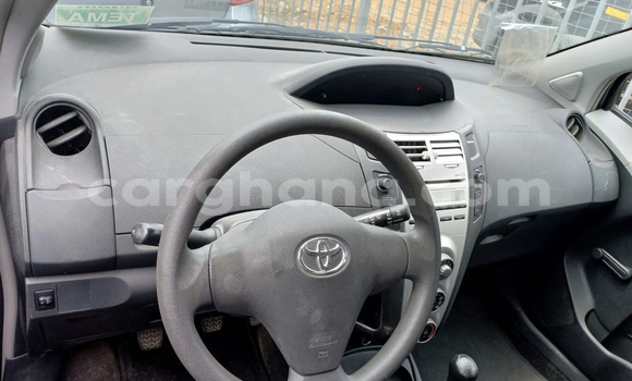 Sayi Na hannu Toyota Yaris Blue Mota in Accra a Greater Accra Sayi Na hannu Toyota Yaris Blue Mota in Accra a Greater Accra