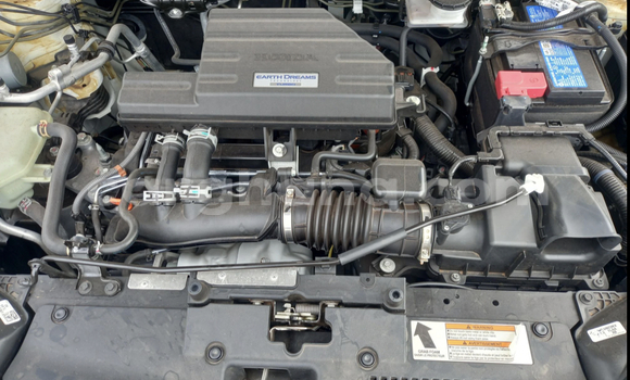 Buy Used Honda CR–V White Car in Accra in Greater Accra Buy Used Honda CR–V White Car in Accra in Greater Accra